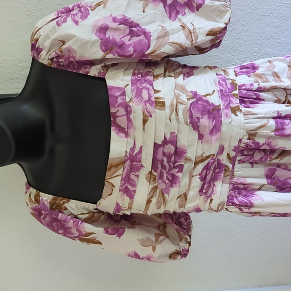 🍋✨ Abercrombie and Fitch Emerson purple floral size sold out - Picture 3 of 7